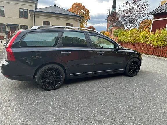 Volvo V50 2012 photo 3