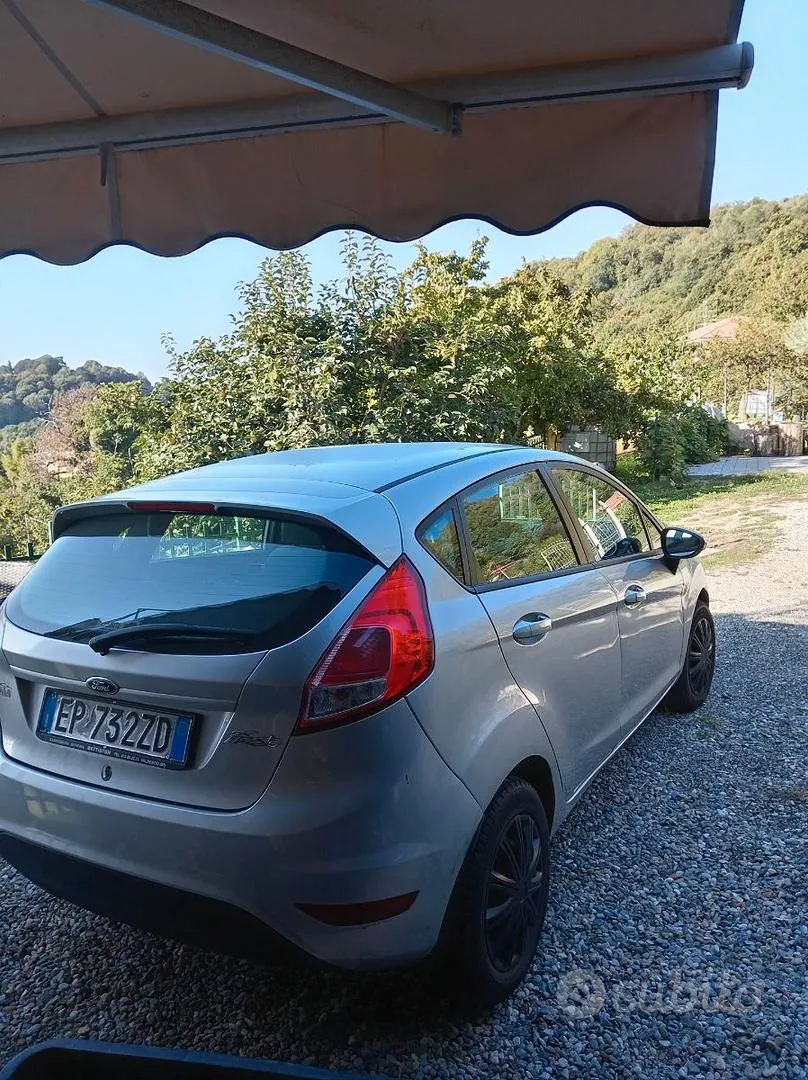 Ford Fiesta 2013 photo 4