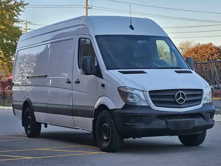 Mercedes-Benz Sprinter