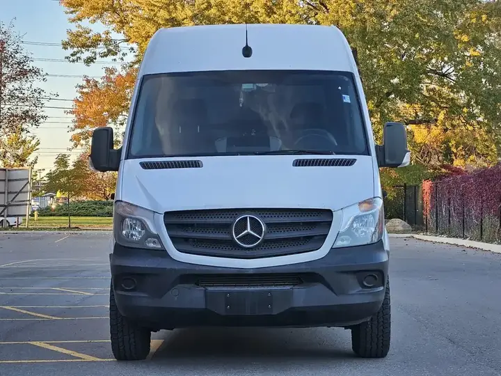 Mercedes-Benz Sprinter 2018 photo 2