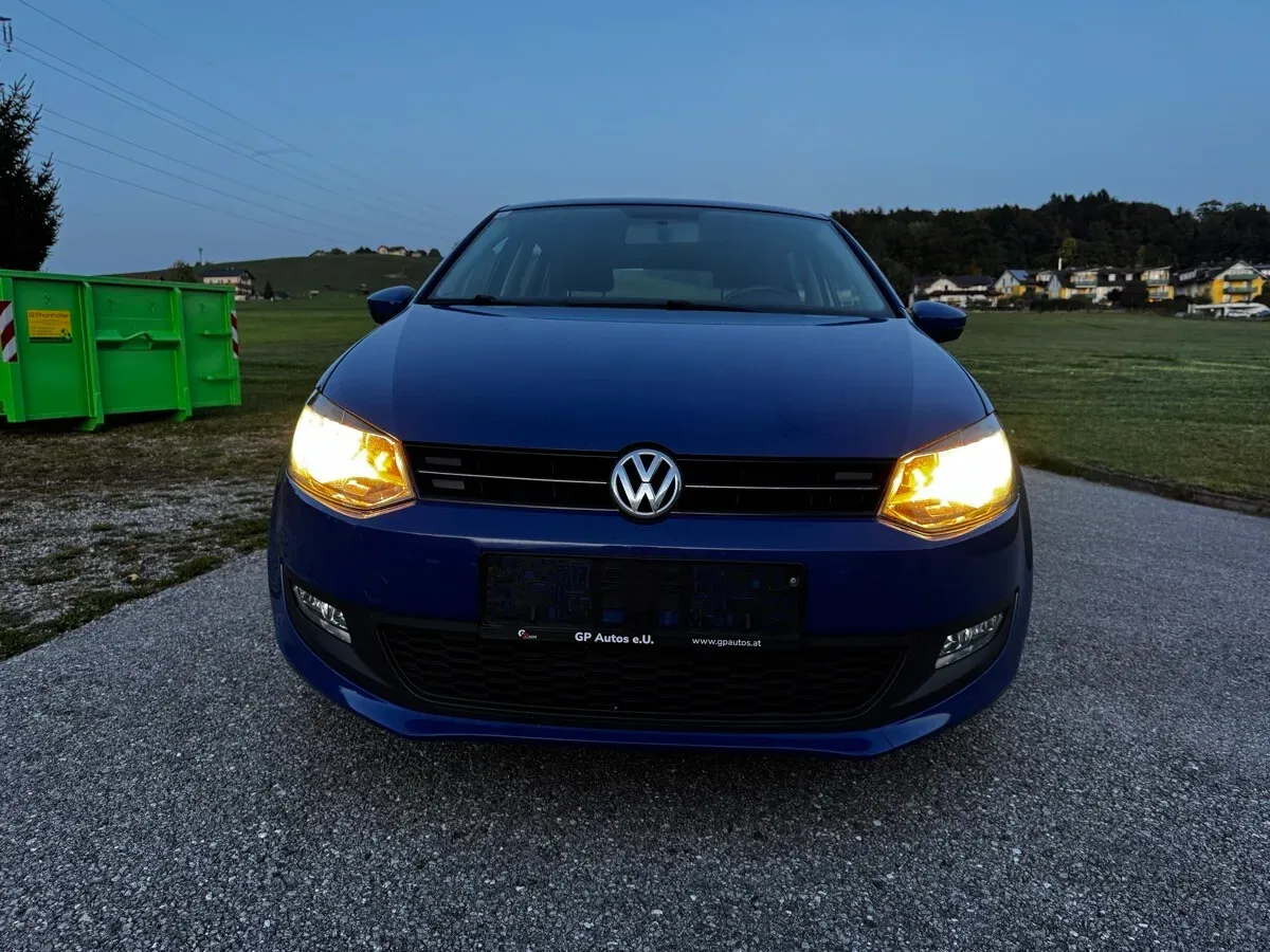 Volkswagen Polo 2013 photo 2