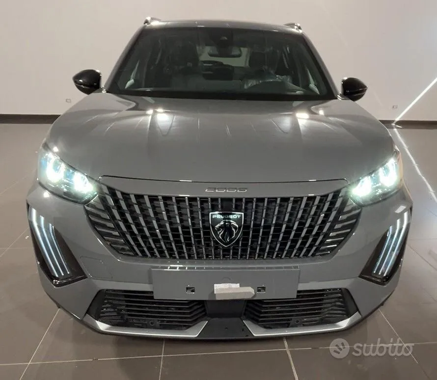 Peugeot 2008 2024 photo 3