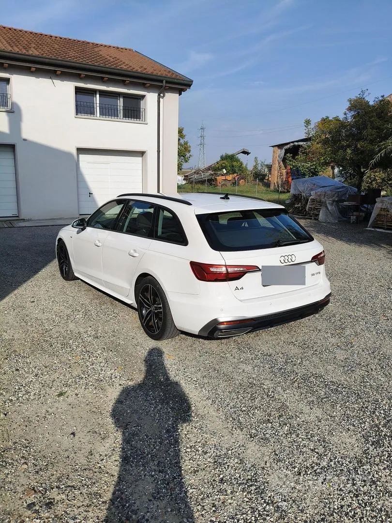 Audi A4 2021 photo 5
