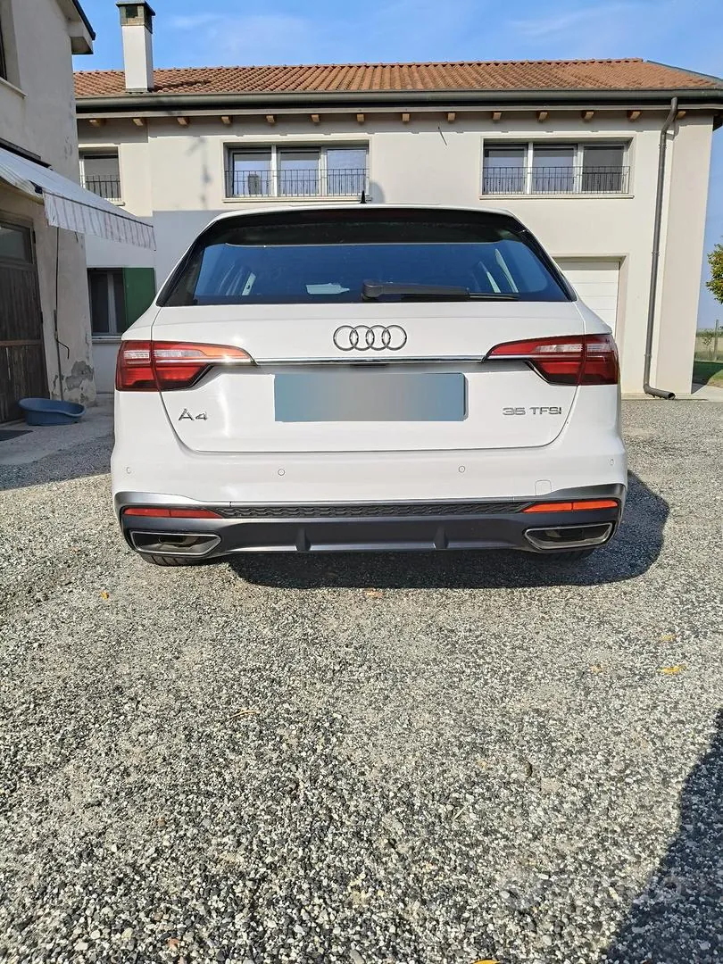Audi A4 2021 photo 3