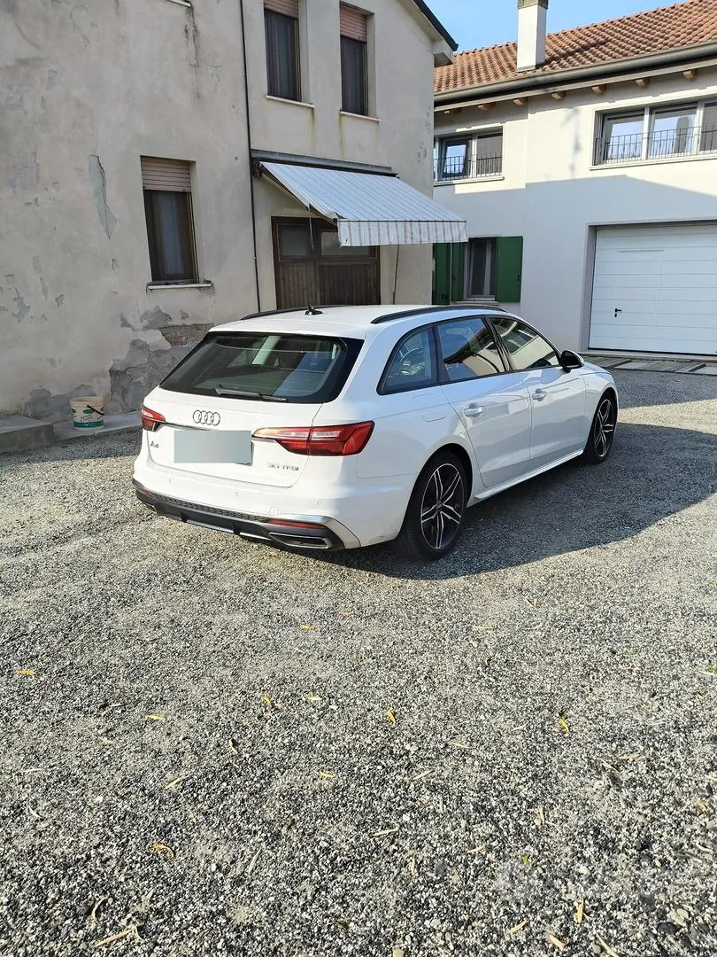 Audi A4 2021 photo 4
