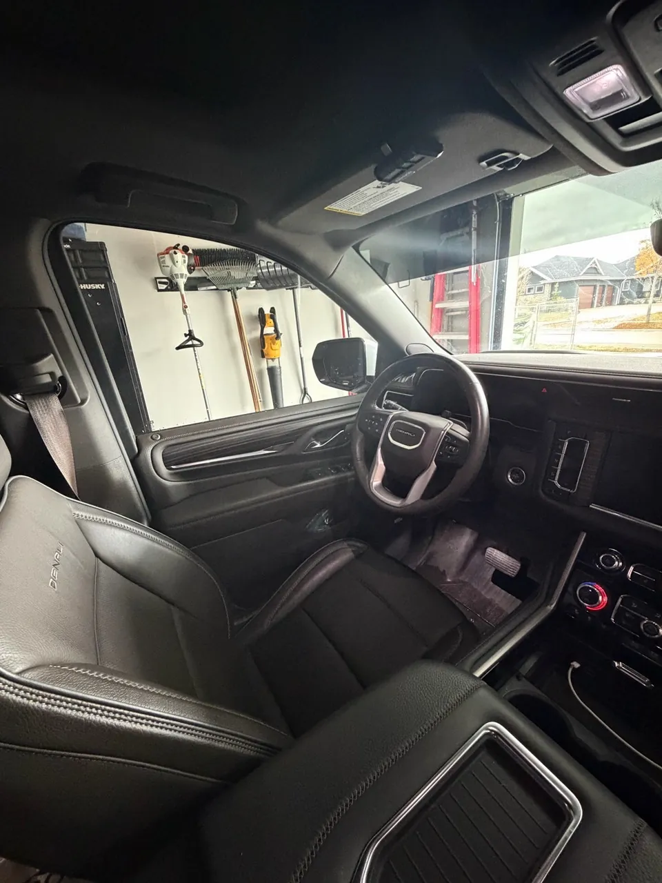 GMC Yukon 2024 photo 5