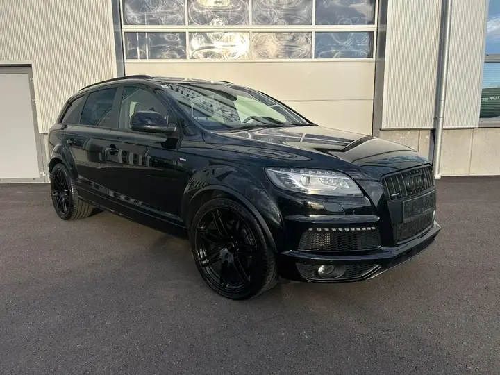 Audi Q7 2013 photo 3