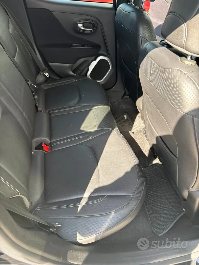 Jeep Renegade 2014 photo 5