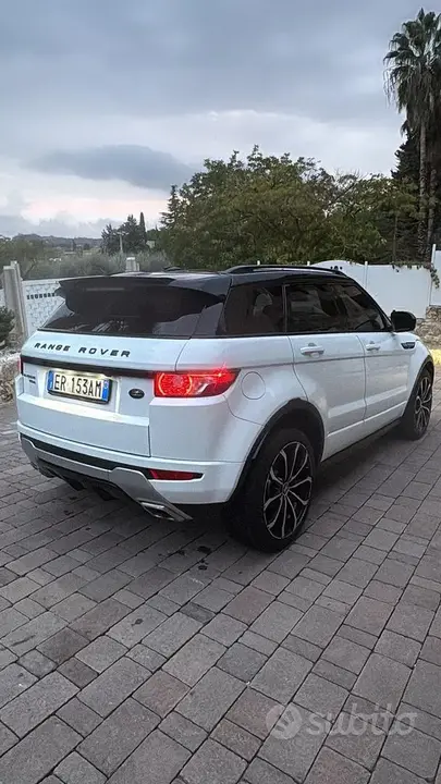 Land Rover Range Rover Evoque 2013 photo 4