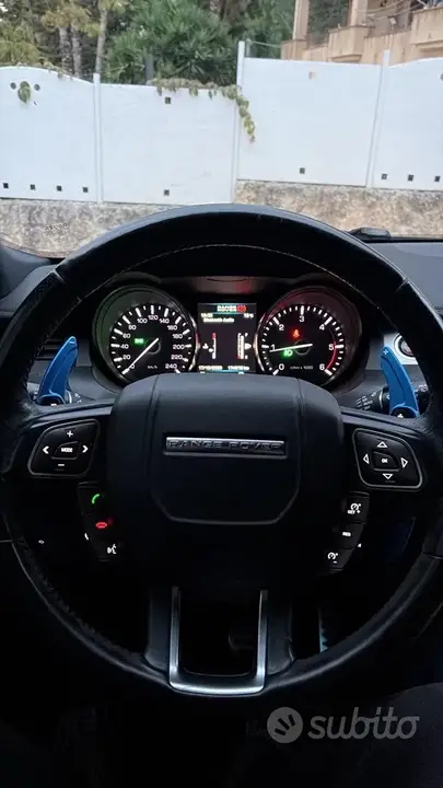 Land Rover Range Rover Evoque 2013 photo 3