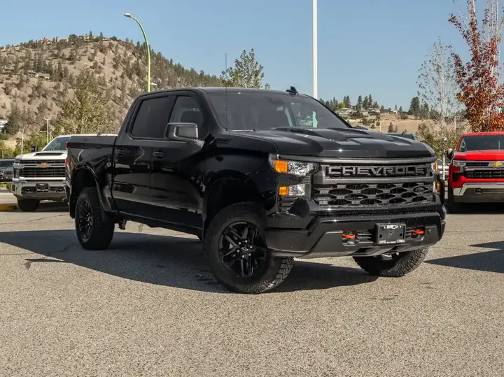 Chevrolet Silverado 1500 2026 photo 2
