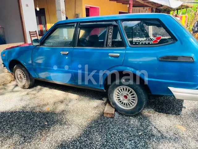 Toyota Corolla 1976 photo 4