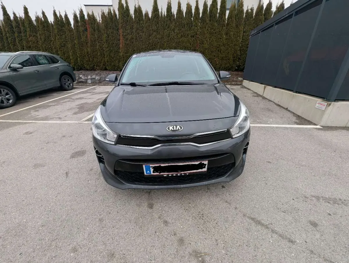 Kia Rio 2019 photo 2