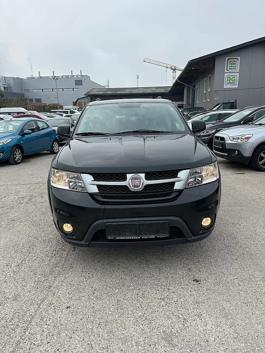 Fiat Freemont 2014 photo 2