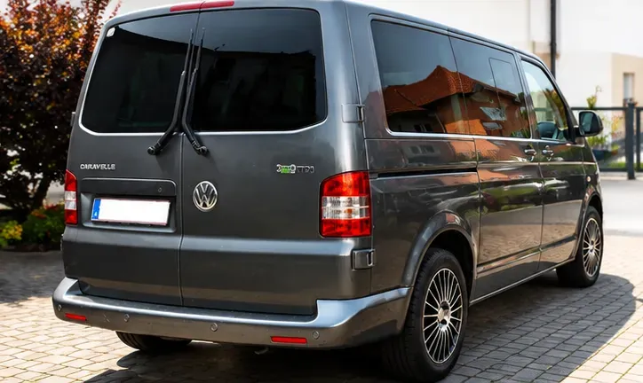 Volkswagen Caravelle 2011 photo 2