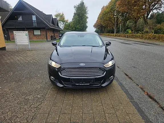 Ford Mondeo 2015 photo 2