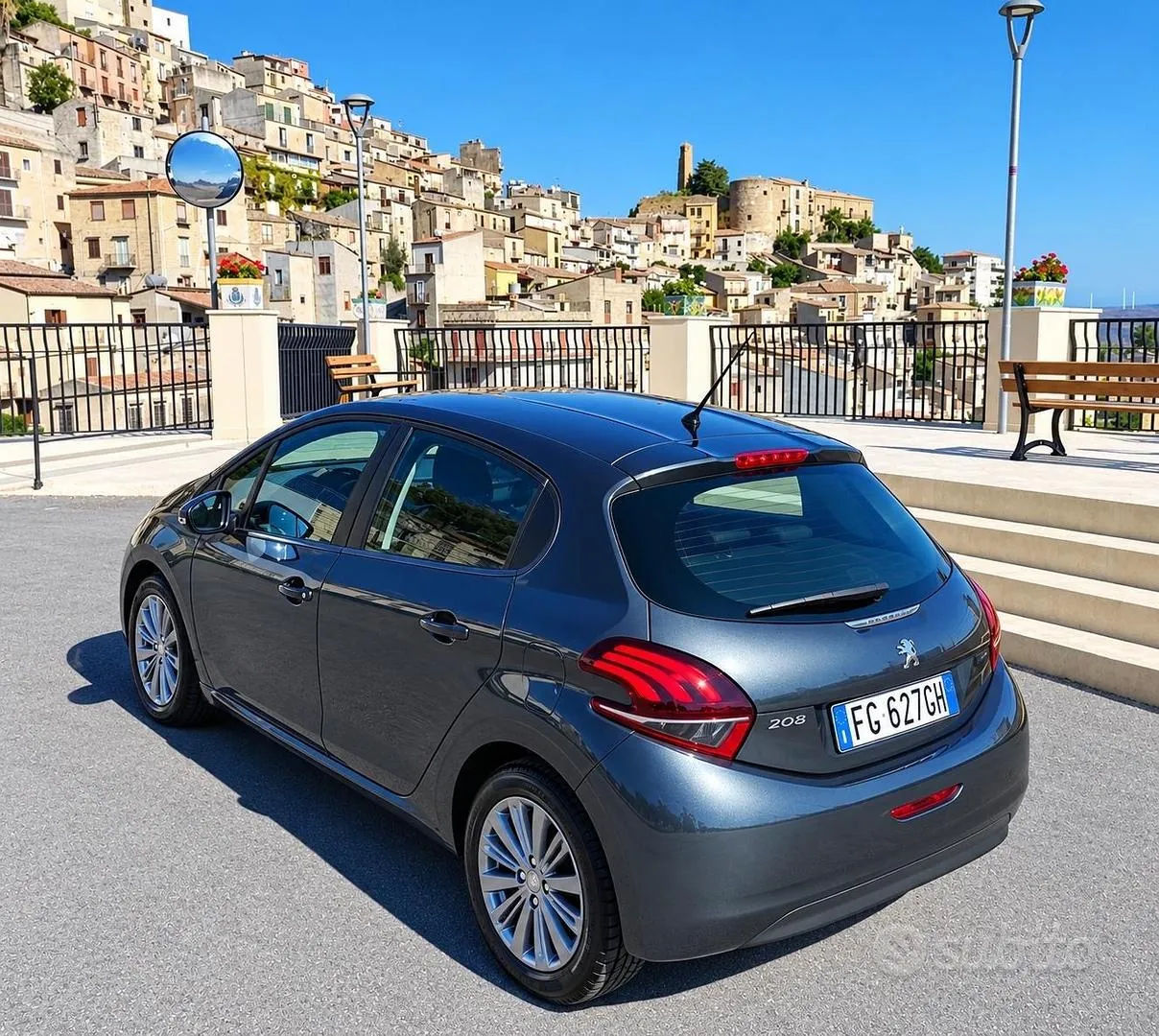 Peugeot 208 2016 photo 4
