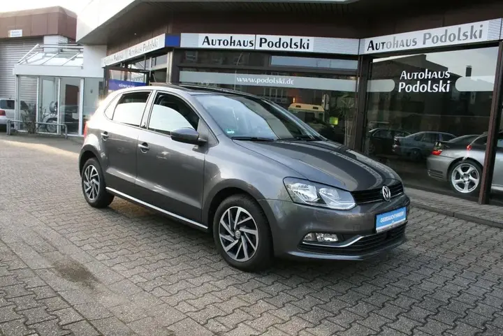 Volkswagen Polo V