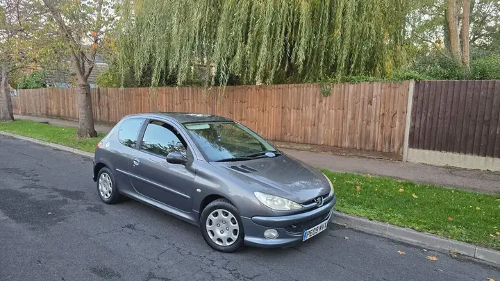 Peugeot 206