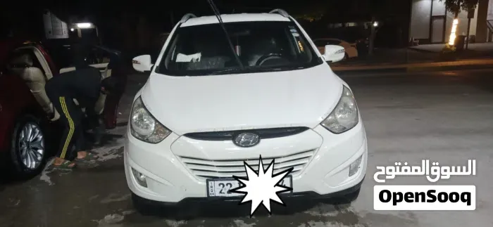 Hyundai Tucson 2011 photo 2