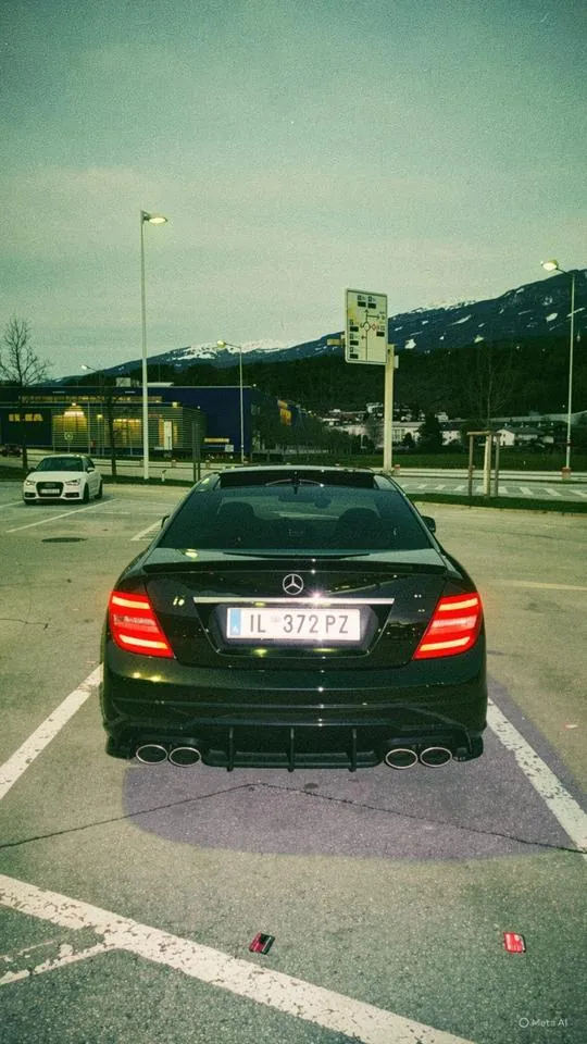 Mercedes-Benz C204/W204