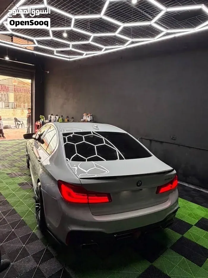 BMW 520I 2017 photo 2