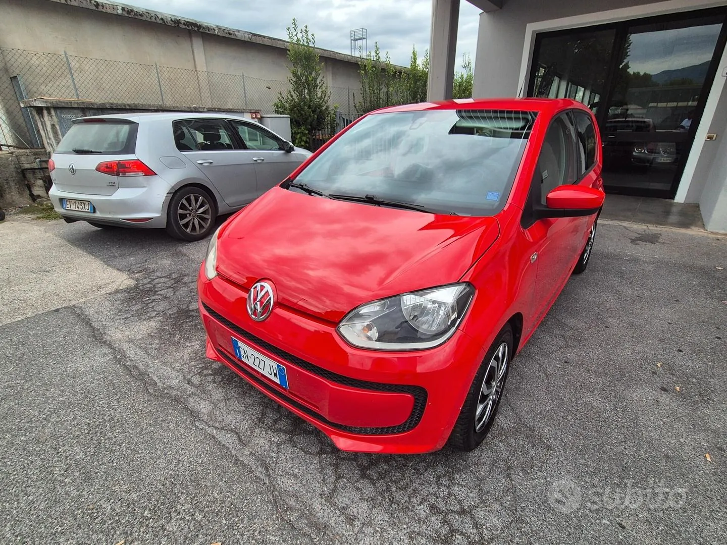 Volkswagen Up 2013 photo 2