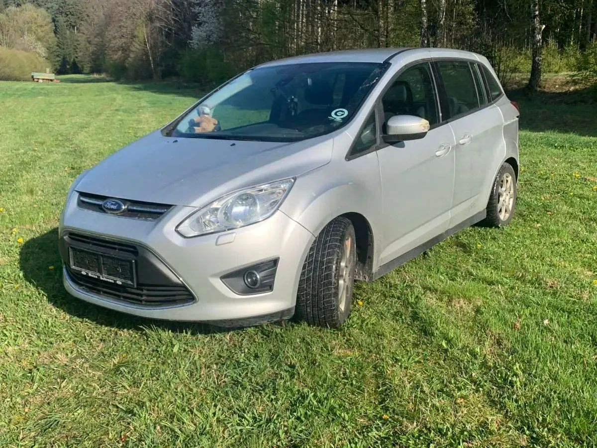 Ford C-Max 2011 photo 3