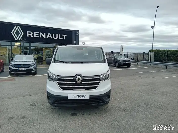 Renault Trafic 2024 photo 3