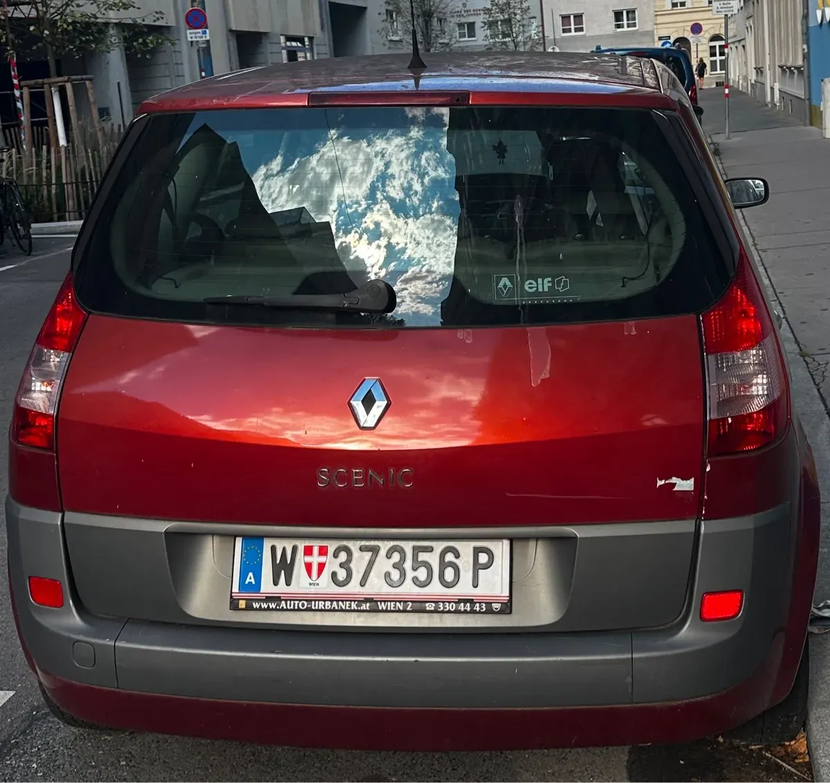 Renault Scenic 2004 photo 2