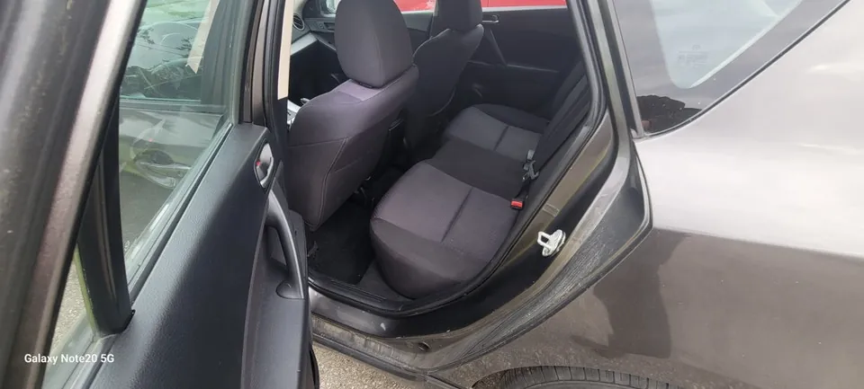 Mazda 3 2010 photo 5