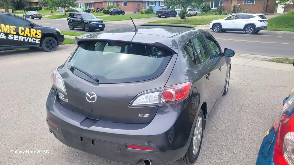 Mazda 3 2010 photo 3