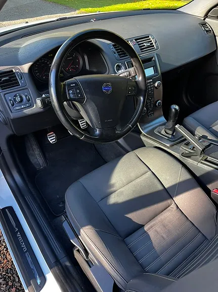 Volvo V50 2011 photo 5