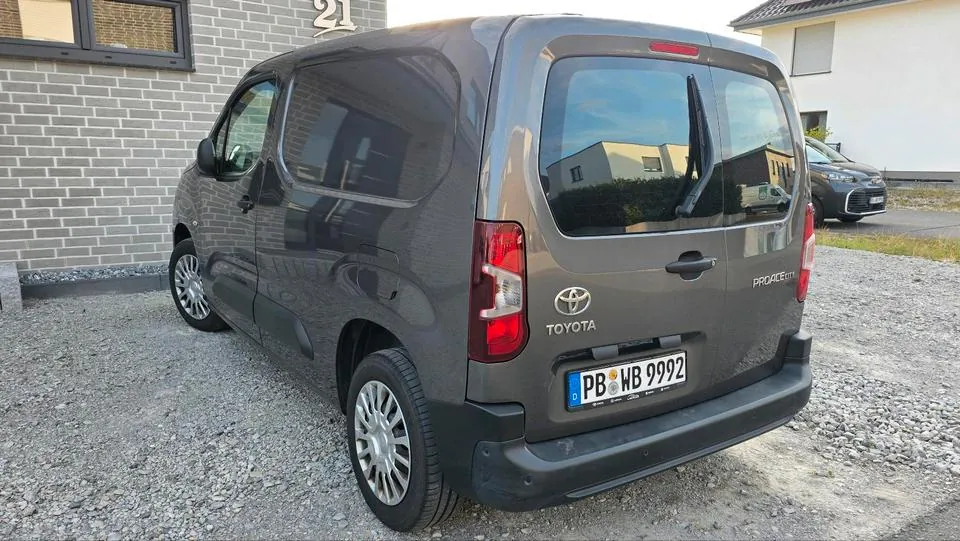 Toyota Proace City