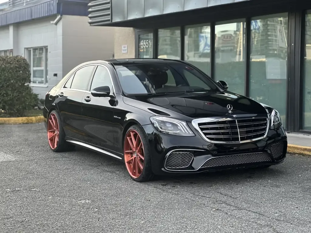 Mercedes-Benz S-65 Amg
