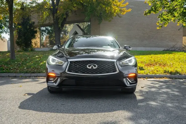 Infiniti Q50 2021 photo 2