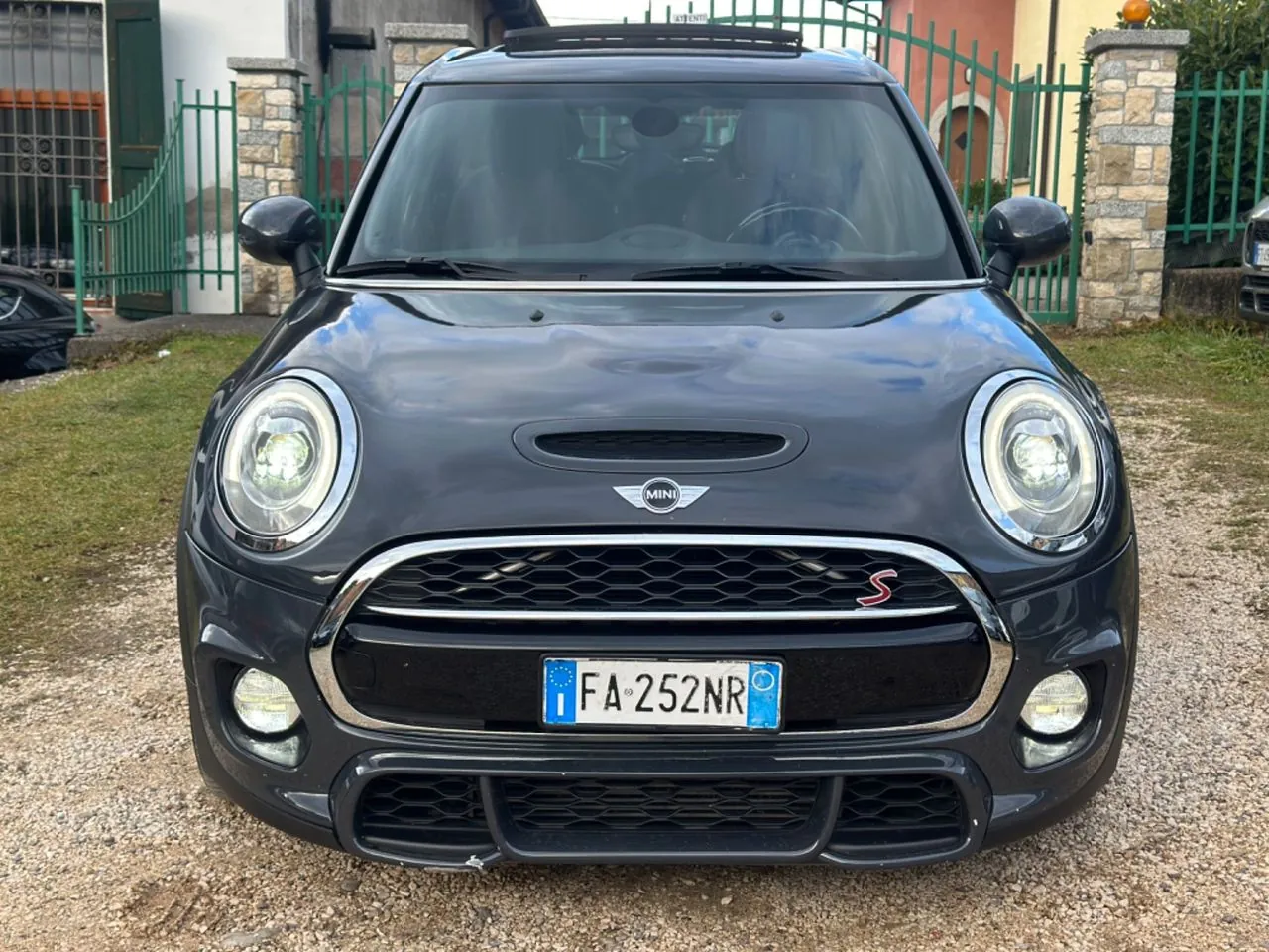 Mini Cooper 2015 photo 3
