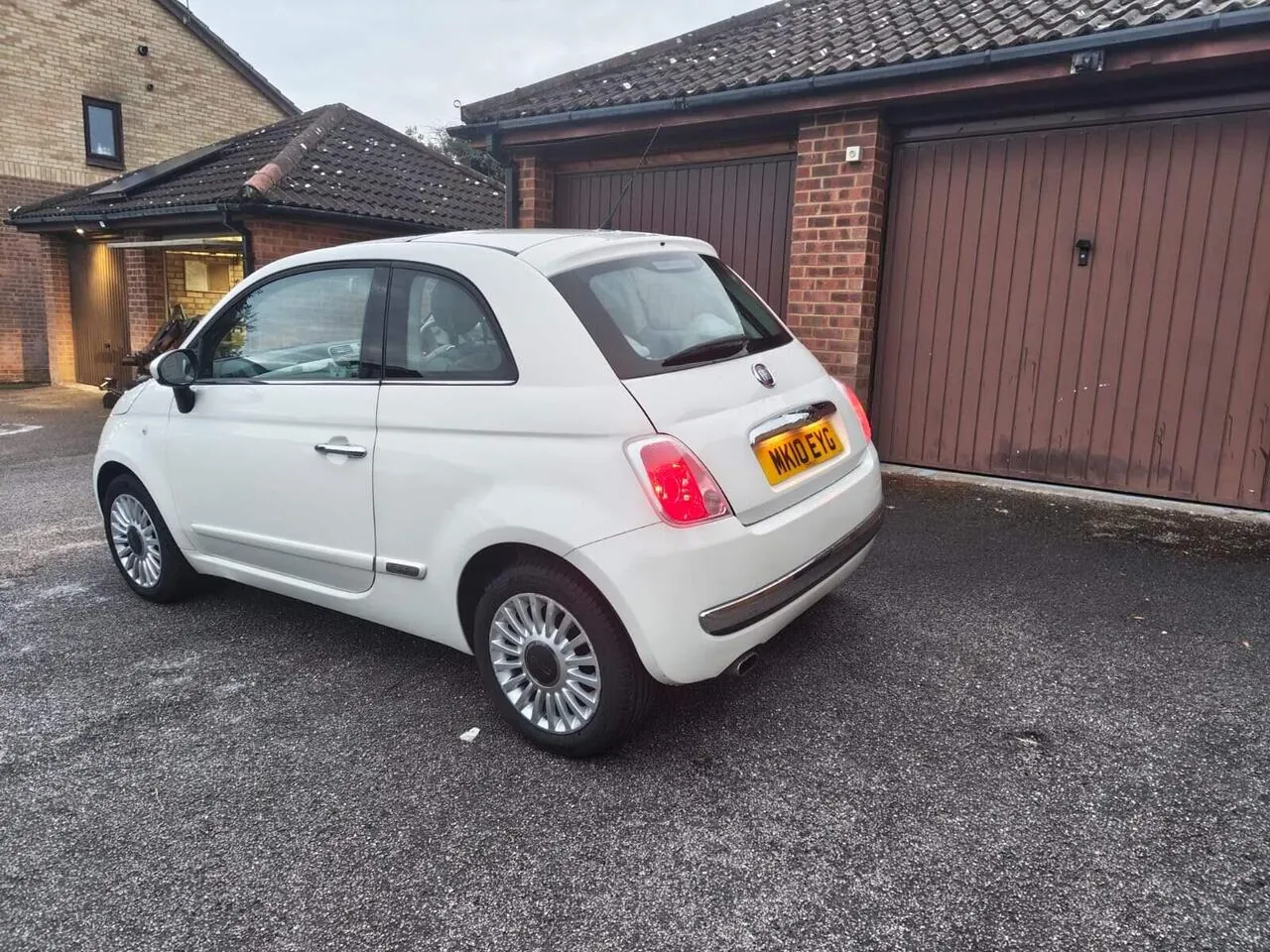 Fiat 500 Lounge 2010 photo 5