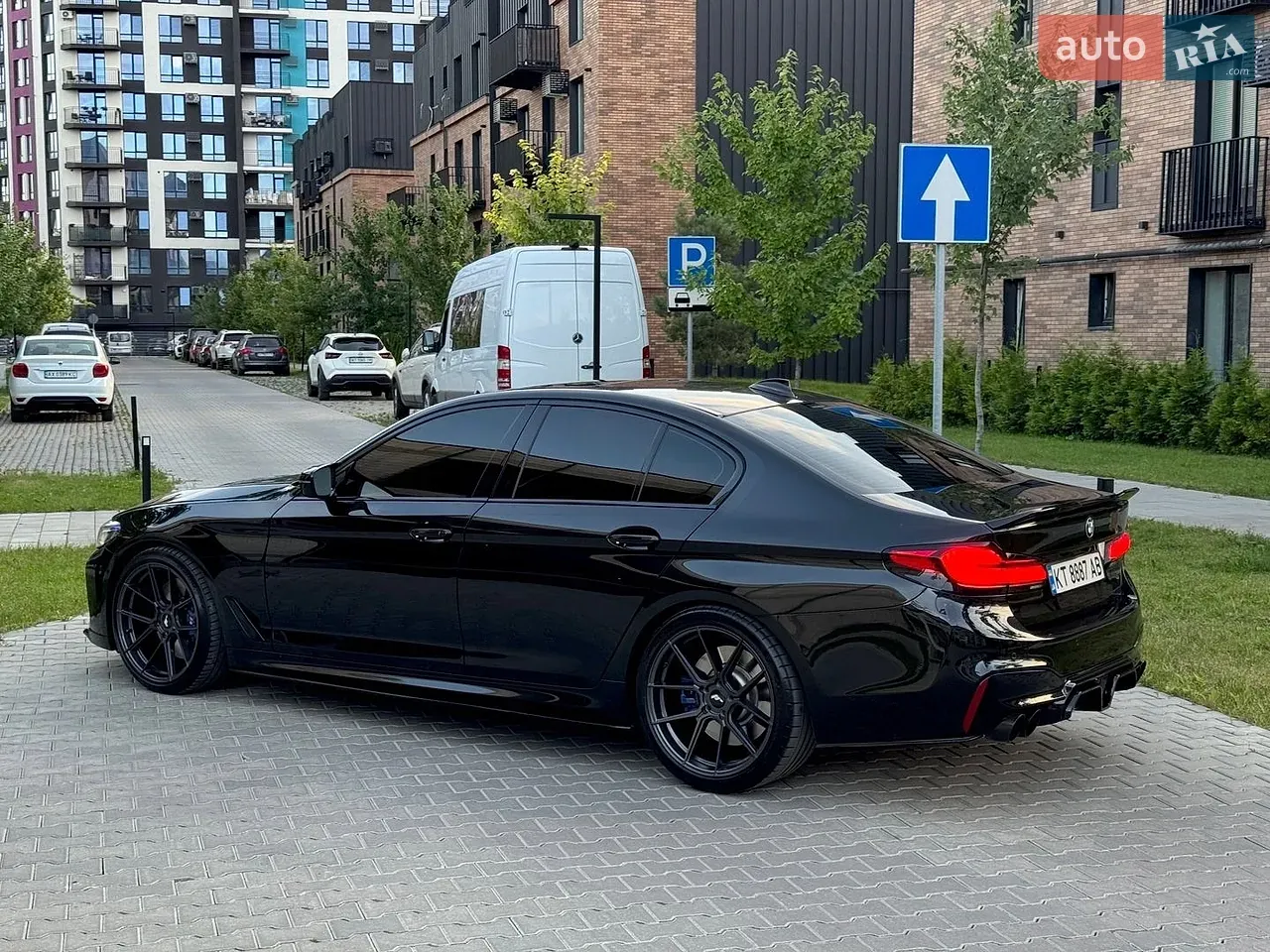 BMW 5 Series 2018 photo 5