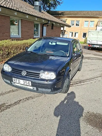 Volkswagen Golf 2000 photo 2