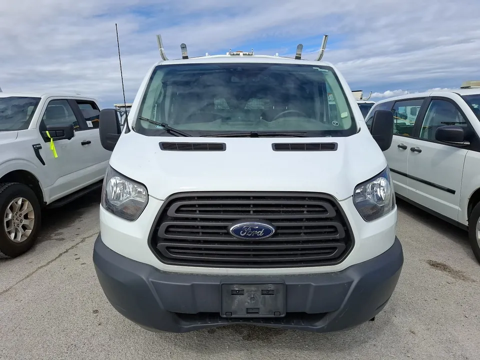 Ford Transit 2018 photo 2