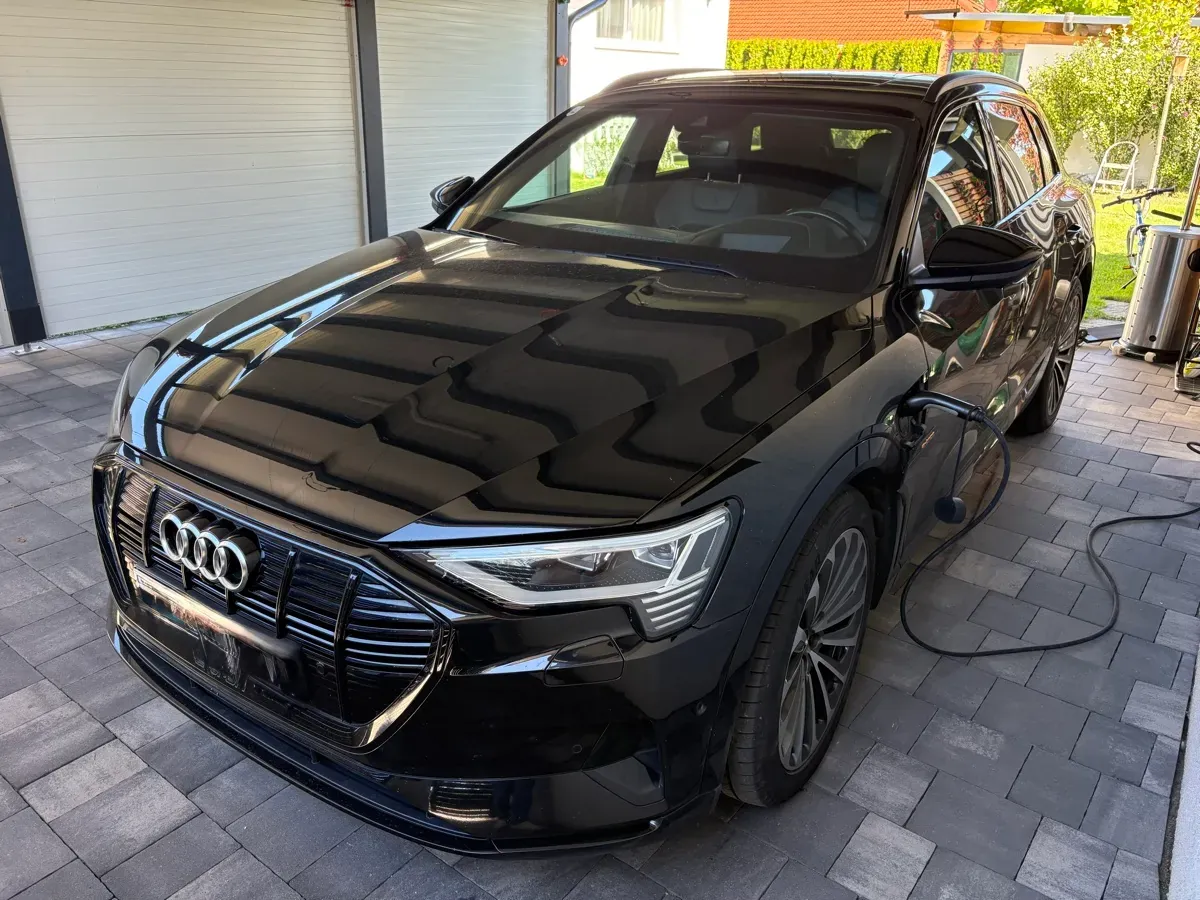Audi E-Tron 2019 photo 2