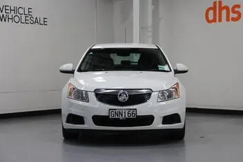 Holden Cruze 2012 photo 3