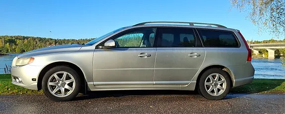 Volvo V70 2009 photo 3