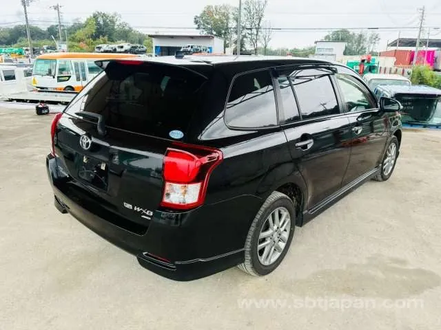 Toyota Corolla Fielder 2013 photo 4