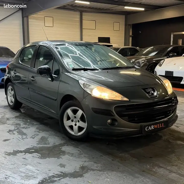 Peugeot 207 2007 photo 3