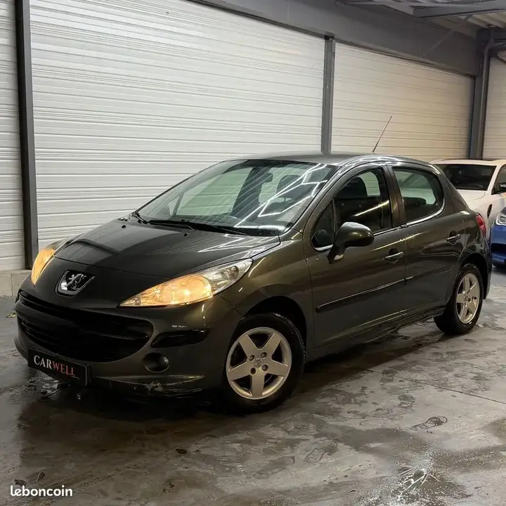 Peugeot 207
