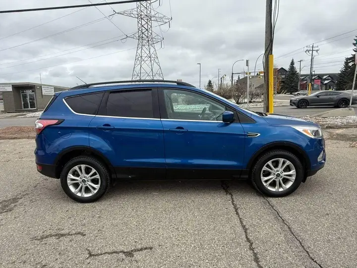 Ford Escape 2018 photo 3