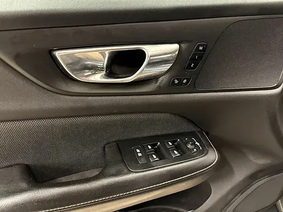 Volvo V60 2020 photo 3