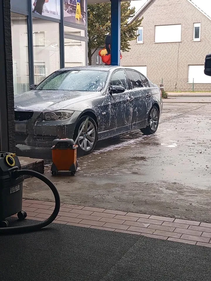 BMW 325I